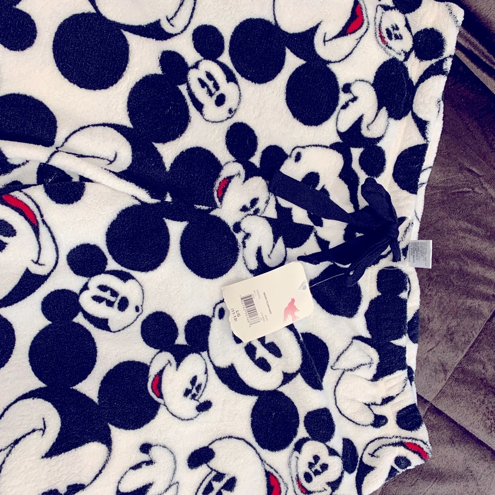 Brand new - Disney PLUSH SleepWear pant, white Black & Red